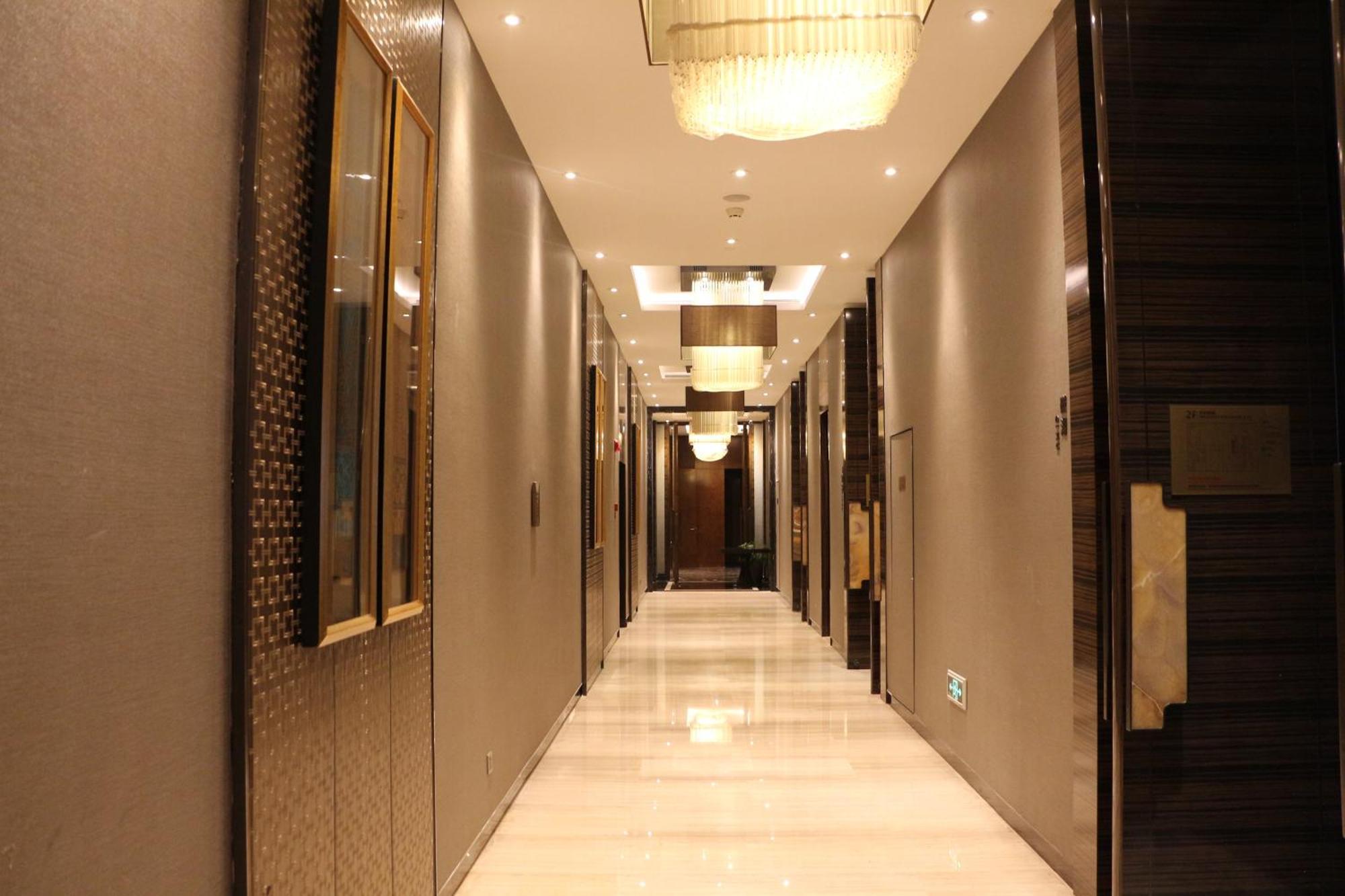 Отель Wanda Realm Huangshi Huangshi  Экстерьер фото